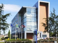 Holiday Inn Express Liverpool John Lennon Airport 