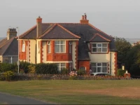 Yr Hendre 