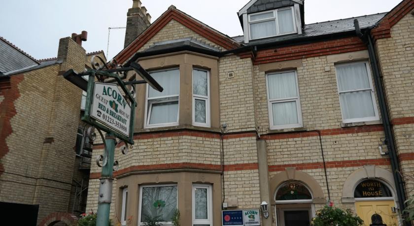 Acorn Guest House B&B 