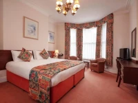 Arundel House Hotel 