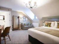 Innkeepers Lodge Huddersfield, Kirkburton 