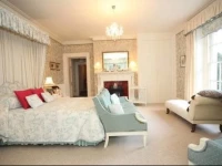 Glangrwyney Court Country House 
