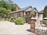 Ware House Cottage 