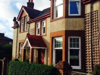 Lynegar Guest House 