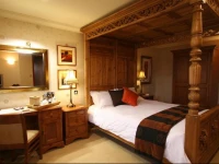 Three Horseshoes Country Inn & spa 