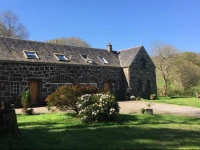 The Coach House Apartment 