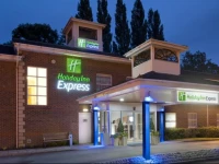 Holiday Inn Express Leeds-East 