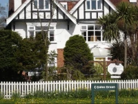Little Hayes B&B / Guest House 