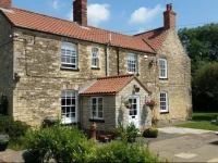 Dunston Pillar Farm 