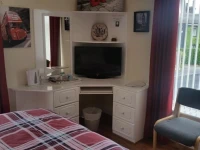 The Avenue Bed and Breakfast 