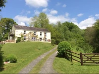 Y Neuadd Country House B&B 