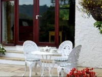 Cefnllech-Clawdd Farm B & B 