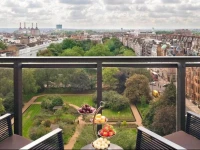 Jumeirah Carlton Tower 