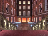 Apex Temple Court Hotel 