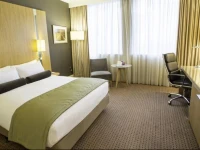 Crowne Plaza London Ealing 
