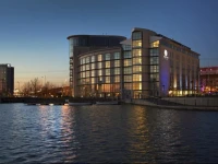 DoubleTree By Hilton London Excel 