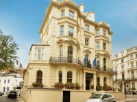 Kensington House Hotel 