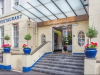 La Reserve Hotel 