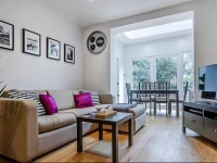 1 Bedroom Flat with Garden 