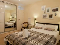 1-Bed Apt, V Centre of London, Sleeps 5 
