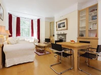 Apartment Red Lion Square 