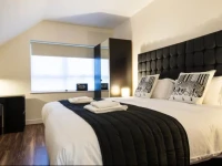 Arnos Apartments 