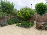Five Bedroom House in St Albans Avenue - Chiswick 