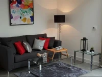 Gazzano Two Bedroom Apartment in Farringdon. 