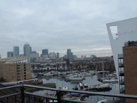 House of MoLi - Commercial Road Apartments 