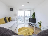 Hunsens Mojo Apartments 
