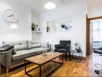 Kensington High Street Apartments 