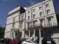 Lords Hotel 