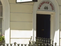 Macdonald Hotel 