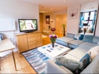Point West Apartment 