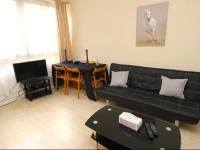 Ravensbourne Apartment 