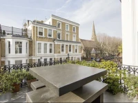 Redcliffe Square 