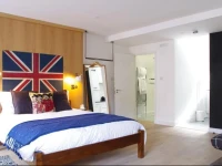 Stylish Fitzrovia Studios W1 