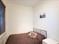 Trafalgar Square Apartments 
