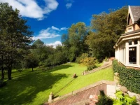 Eslington Villa 