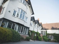 Mere Court Hotel 