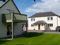 Sandown House 