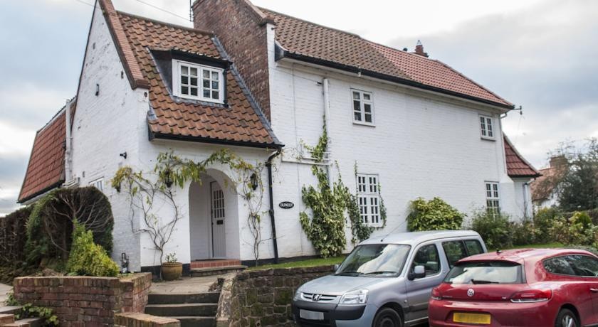 Duncot Bed and Breakfast (Women Only) 
