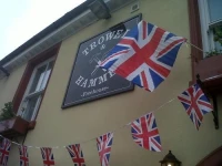 Trowel and Hammer Inn 