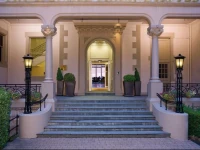 Macdonald Marine Hotel & Spa 