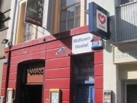 Midtown Hostel 3*