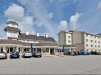 The Suites Hotel & Spa 