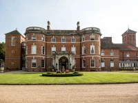 Oakley Hall Hotel 