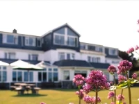 Treglos Hotel 