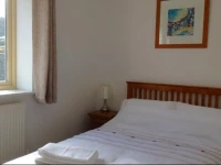 Waters Edge Apartment 