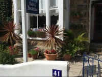 The Lynwood Guesthouse - Adults Only 